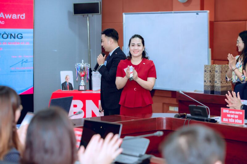 CEO TRẦN THỊ LAN HƯỜNG – HCT